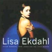 El texto musical YOU'RE GONNA SEE A LOT OF ME de LISA EKDAHL también está presente en el álbum When did you leave heaven (1995)