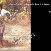 El texto musical DOVE ARRIVA QUEL CESPUGLIO de LUCIO BATTISTI también está presente en el álbum La batteria, il contrabbasso, eccetera (1976)