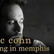 El texto musical SAINTS PRESEVE US de MARC COHN también está presente en el álbum The very best of marc cohn : greatest hits (2006)