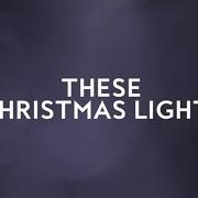 El texto musical HOLY NIGHT de MATT REDMAN también está presente en el álbum These christmas lights (2016)