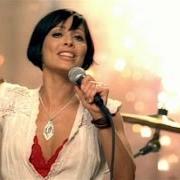 El texto musical BEAUTY ON THE FIRE de NATALIE IMBRUGLIA también está presente en el álbum Glorious (2007)