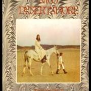 El texto musical ALL THAT IS MY OWN de NICO también está presente en el álbum Desertshore (1970)