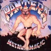 El texto musical NOTHIN' ON (BUT THE RADIO) de PANTERA también está presente en el álbum Metal magic (1983)