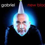 El texto musical A QUIET MOMENT de PETER GABRIEL también está presente en el álbum New blood (2011)