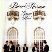 El texto musical A SOUVENIR OF LONDON de PROCOL HARUM también está presente en el álbum Grand hotel (1973)