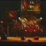El texto musical DIAS DUROS de RATA BLANCA también está presente en el álbum En vivo en buenos aires (1996)