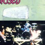 El texto musical BOTTOM de REFUSED también está presente en el álbum This just might be... the truth (1993)