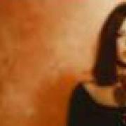 El texto musical EVEN NOW de SARA EVANS también está presente en el álbum Three chords and the truth (1997)