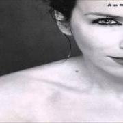 El texto musical SOMETHING SO RIGHT de ANNIE LENNOX también está presente en el álbum Medusa (1995)