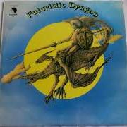 El texto musical FUTURISTIC DRAGON de T. REX también está presente en el álbum Futuristic dragon (1976)