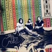 El texto musical PACIFIC TIME de THE CRIBS también está presente en el álbum For all my sisters (2015)