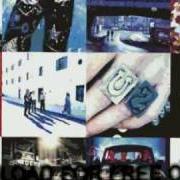 El texto musical THE FLY de U2 también está presente en el álbum Achtung baby (1991)