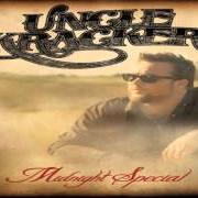 El texto musical IN BETWEEN DISASTERS de UNCLE KRACKER también está presente en el álbum Midnight special (2012)