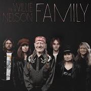 El texto musical IN THE GARDEN de WILLIE NELSON también está presente en el álbum The willie nelson family (2021)