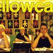 El texto musical BIG APPLE HEARTBREAK de YELLOWCARD también está presente en el álbum One for the kids (2001)
