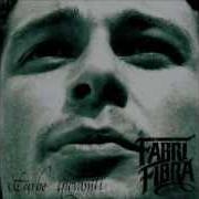 El texto musical DALLA A ALLA ZETA de FABRI FIBRA también está presente en el álbum Turbe giovanili (2002)