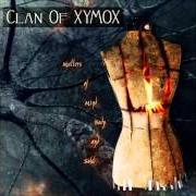 El texto musical MONTHS AGO de CLAN OF XYMOX también está presente en el álbum Matters of mind, body and soul (2014)