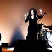 El texto musical LINDA FLOR (YAYÁ) (AI, IOIÔ) de GAL COSTA también está presente en el álbum Todas as coisas e eu (2004)