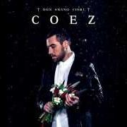El texto musical LONTANA DA ME de COEZ también está presente en el álbum Non erano fiori (2013)