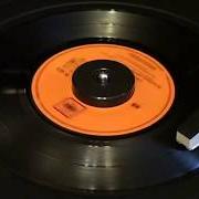El texto musical À MON FILS de JOE DASSIN también está presente en el álbum Little italy (1982)
