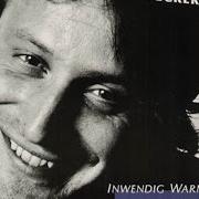El texto musical RENN LIEBER, RENN de KONSTANTIN WECKER también está presente en el álbum Inwendig warm (1984)