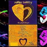El texto musical DON'T LOOK BACK de ROBIN TROWER también está presente en el álbum Playful heart (2010)