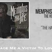 El texto musical THE DECEIVED de MEMPHIS MAY FIRE también está presente en el álbum The hollow (2011)