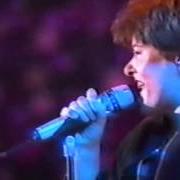 El texto musical QUELLO CHE LE DONNE NON DICONO - FIORELLA MANNOIA de SANREMO 1987 también está presente en el álbum Sanremo 1987