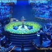 El texto musical SIN CHAQUETA NI CORBATA - NINO D'ANGELO (ESPAÑOL) de SANREMO 1999 también está presente en el álbum Sanremo 1999