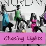 El texto musical WORK de THE SATURDAYS también está presente en el álbum Chasing lights (2008)