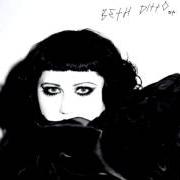 El texto musical OPEN HEART SURGERY de BETH DITTO también está presente en el álbum Beth ditto ep