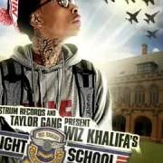 El texto musical EXTRA EXTRA CREDIT de WIZ KHALIFA también está presente en el álbum Flight school - mixtape (2009)
