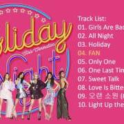 El texto musical ? ?? ? (LOVE IS BITTER) de GIRLS' GENERATION también está presente en el álbum Holiday night (2017)