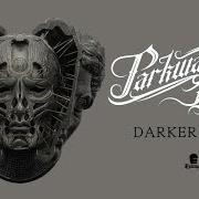 El texto musical THE GREATEST FEAR de PARKWAY DRIVE también está presente en el álbum Darker still (2022)