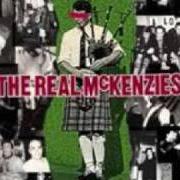 El texto musical MEMORIES OF OLD PA FOGERTY de THE REAL MCKENZIES también está presente en el álbum Loch'd & loaded (2001)