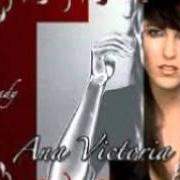 El texto musical QUIEN SOY? de ANA VICTORIA también está presente en el álbum Ready (2007)