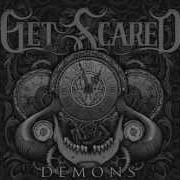 El texto musical DEEPEST CUT de GET SCARED también está presente en el álbum Get scared (2010)