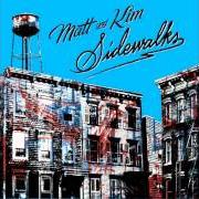 El texto musical ICE MELTS de MATT & KIM también está presente en el álbum Sidewalks (2010)