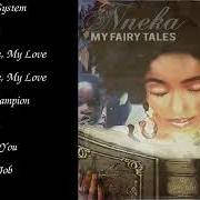 El texto musical PRAY FOR YOU de NNEKA también está presente en el álbum My fairy tales (2015)