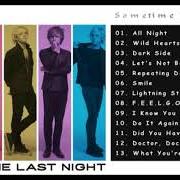 El texto musical DARK SIDE de R5 también está presente en el álbum Sometime last night (2015)