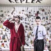 El texto musical BLACK MIRROR (FEAT. JAY REAPER) de GEMITAIZ & MADMAN también está presente en el álbum Kepler (2014)