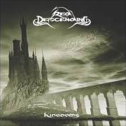 El texto musical KINGS OF TORTURE de RED DESCENDING también está presente en el álbum Kingdoms (2011)