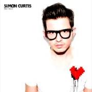 El texto musical VICTORY de SIMON CURTIS también está presente en el álbum 8bit heart (2010)