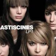 El texto musical LA RÈGLE DU JEU de PLASTISCINES también está presente en el álbum Lp1 (2007)