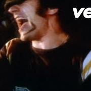 El texto musical WHAT DO YOU DO FOR MONEY HONEY de AC/DC también está presente en el álbum Back in black (1980)