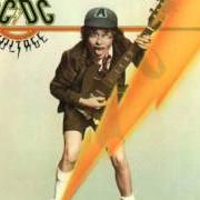 El texto musical LIVE WIRE de AC/DC también está presente en el álbum T.N.T. (1976)