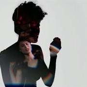 El texto musical NO ENEMIESZ de KIESZA también está presente en el álbum Sound of a woman (2014)