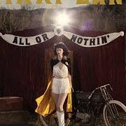 El texto musical WILD ONE de NIKKI LANE también está presente en el álbum All or nothin' (2014)