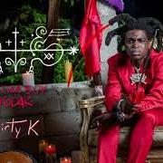 El texto musical ROUND THE ROSES de KODAK BLACK también está presente en el álbum Haitian boy kodak (2021)
