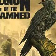 El texto musical MOUNTAIN WOLVES UNDER A CRESCENT MOON de LEGION OF THE DAMNED también está presente en el álbum Ravenous plague (2014)